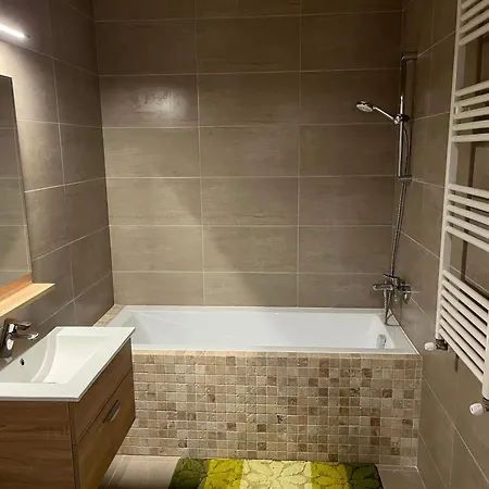 Apartamento Nazaru's Property's Constança